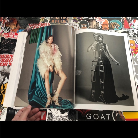 Interview Magazine April/May 2018 - Picture 8 of 9